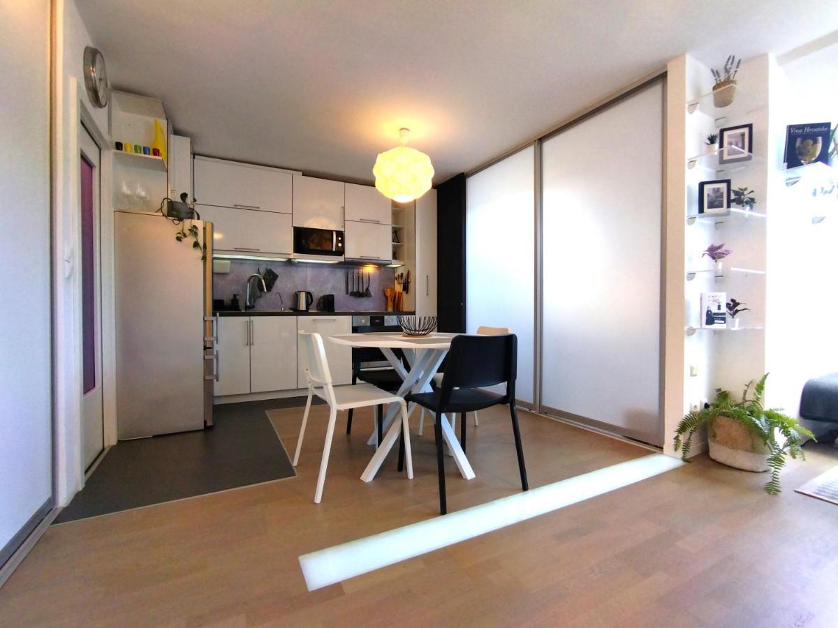 Apartment Lila Záhřeb Exteriér fotografie